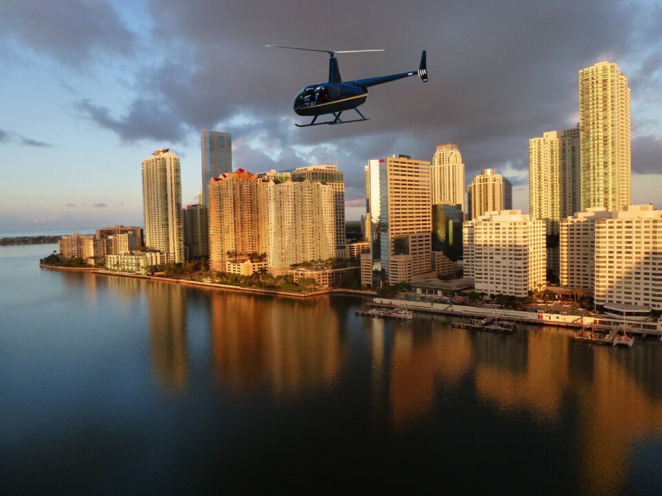 helicopter tour Miami Skyline